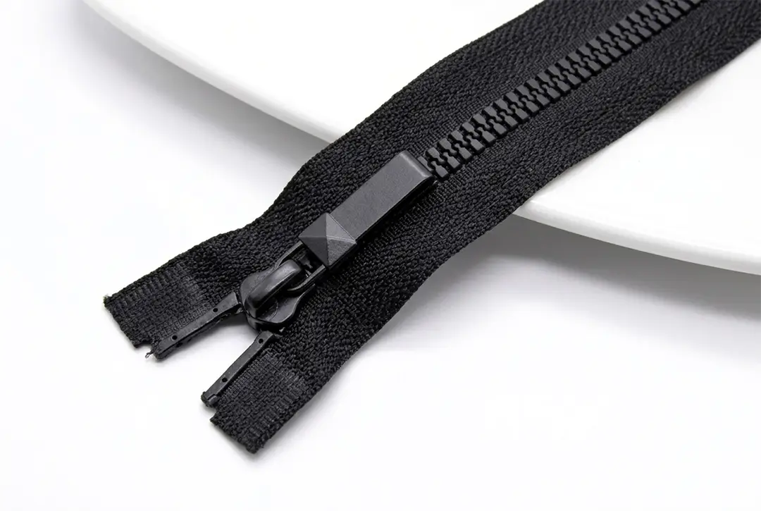 Zippers image 2